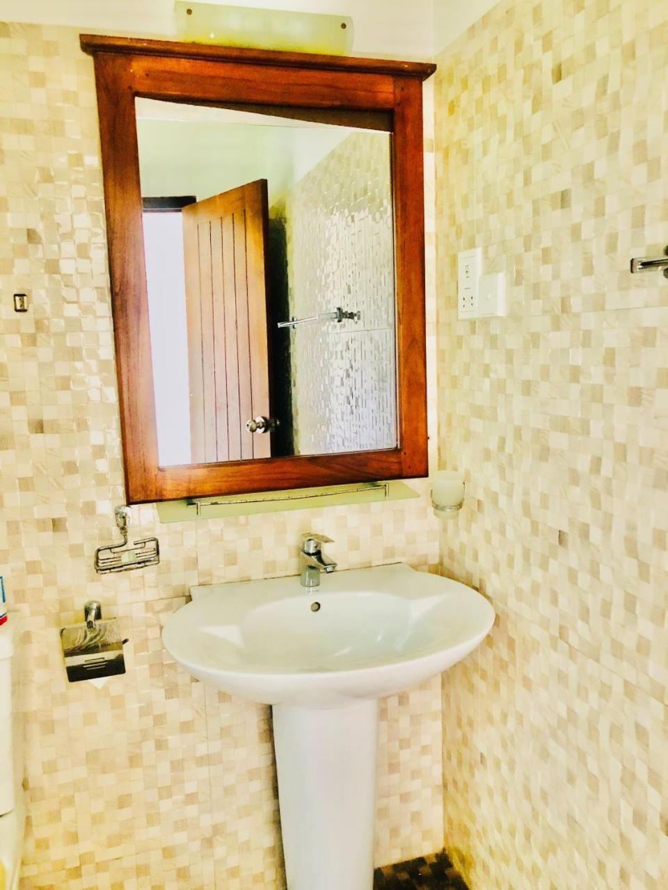 Ceylan Lodge Anuradhapura Luaran gambar
