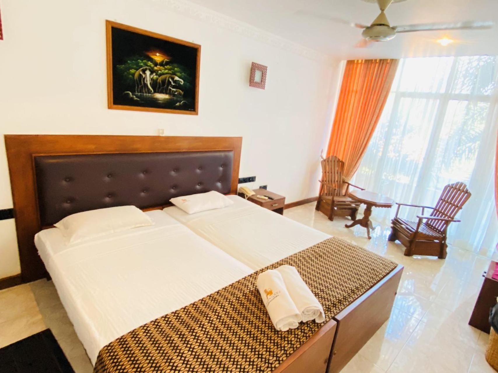Ceylan Lodge Anuradhapura Luaran gambar
