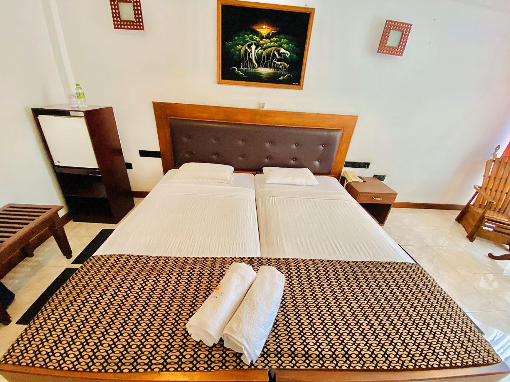 Ceylan Lodge Anuradhapura Luaran gambar