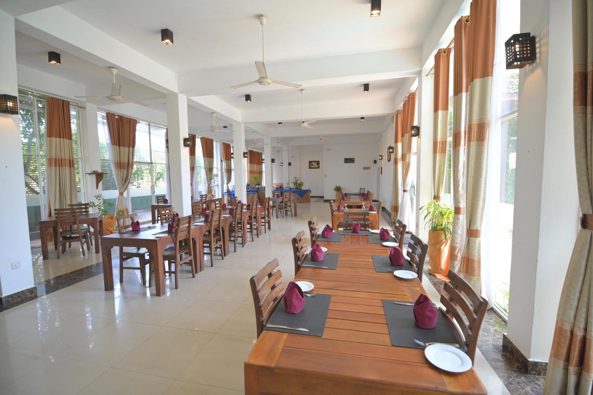 Ceylan Lodge Anuradhapura Luaran gambar